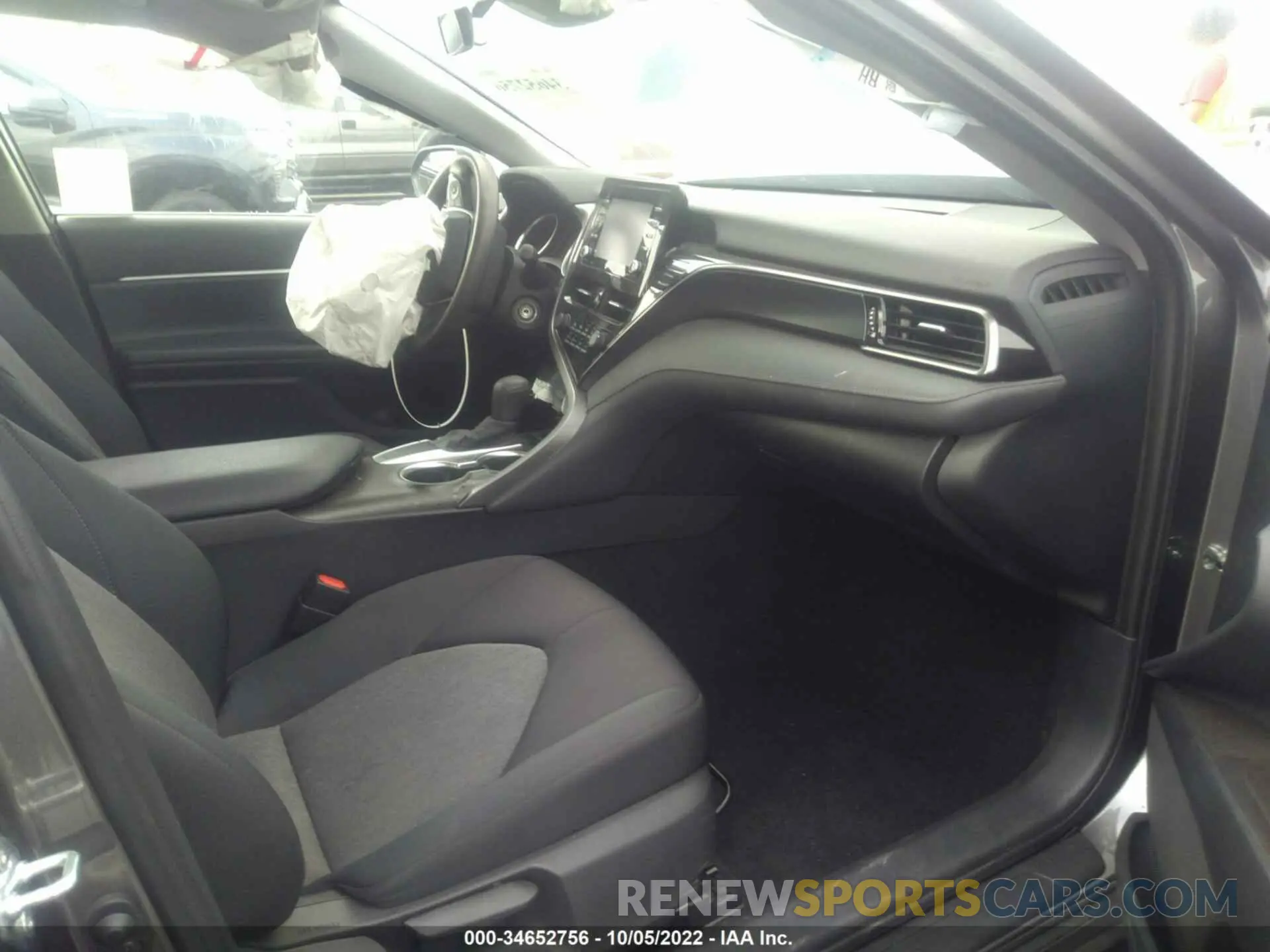 5 fotografías del automóvil dañado 4T1C11AK2MU560483 TOYOTA CAMRY 2021