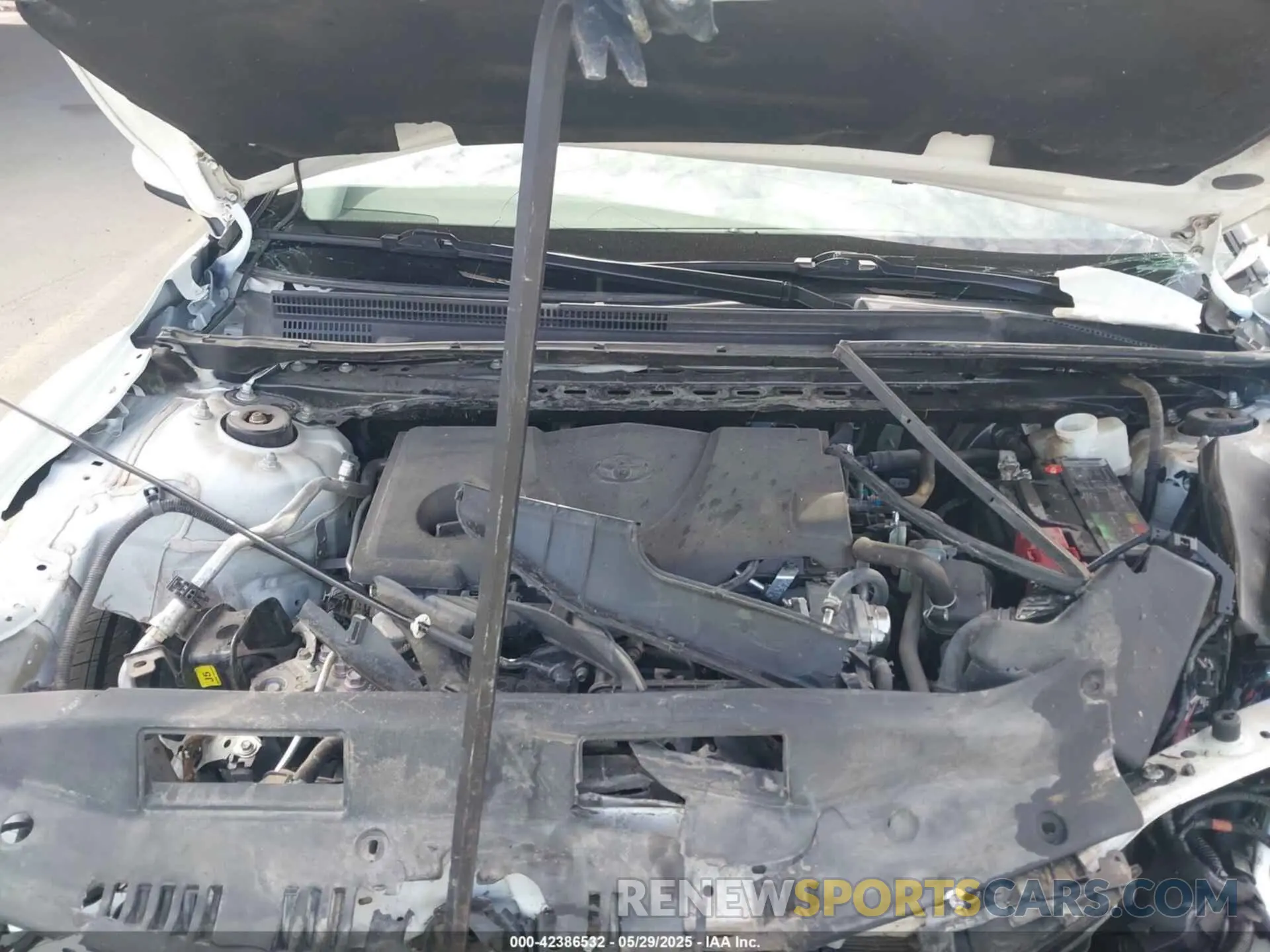 10 fotografías del automóvil dañado 4T1C11AK2MU560936 TOYOTA CAMRY 2021
