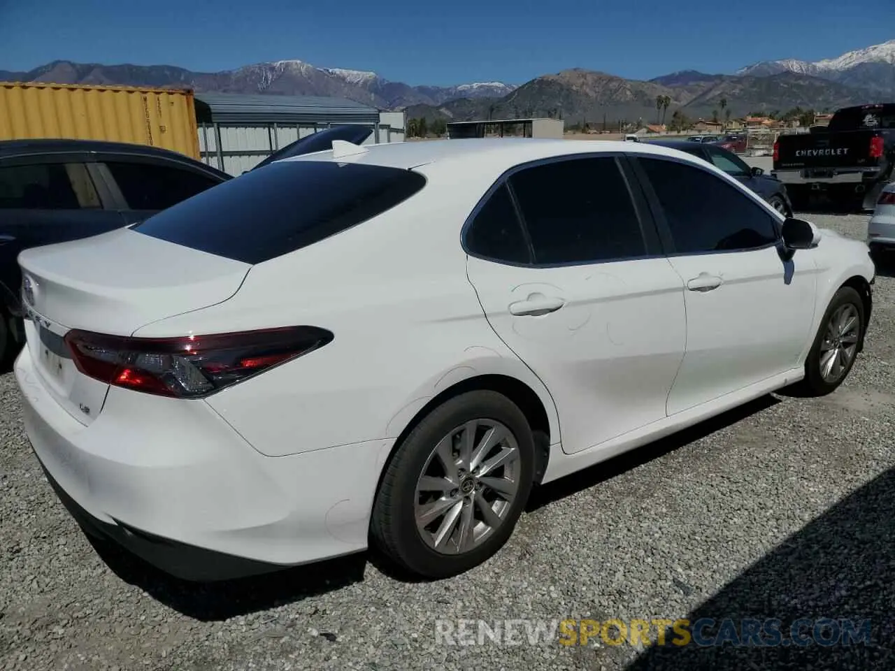 3 fotografías del automóvil dañado 4T1C11AK2MU563240 TOYOTA CAMRY 2021