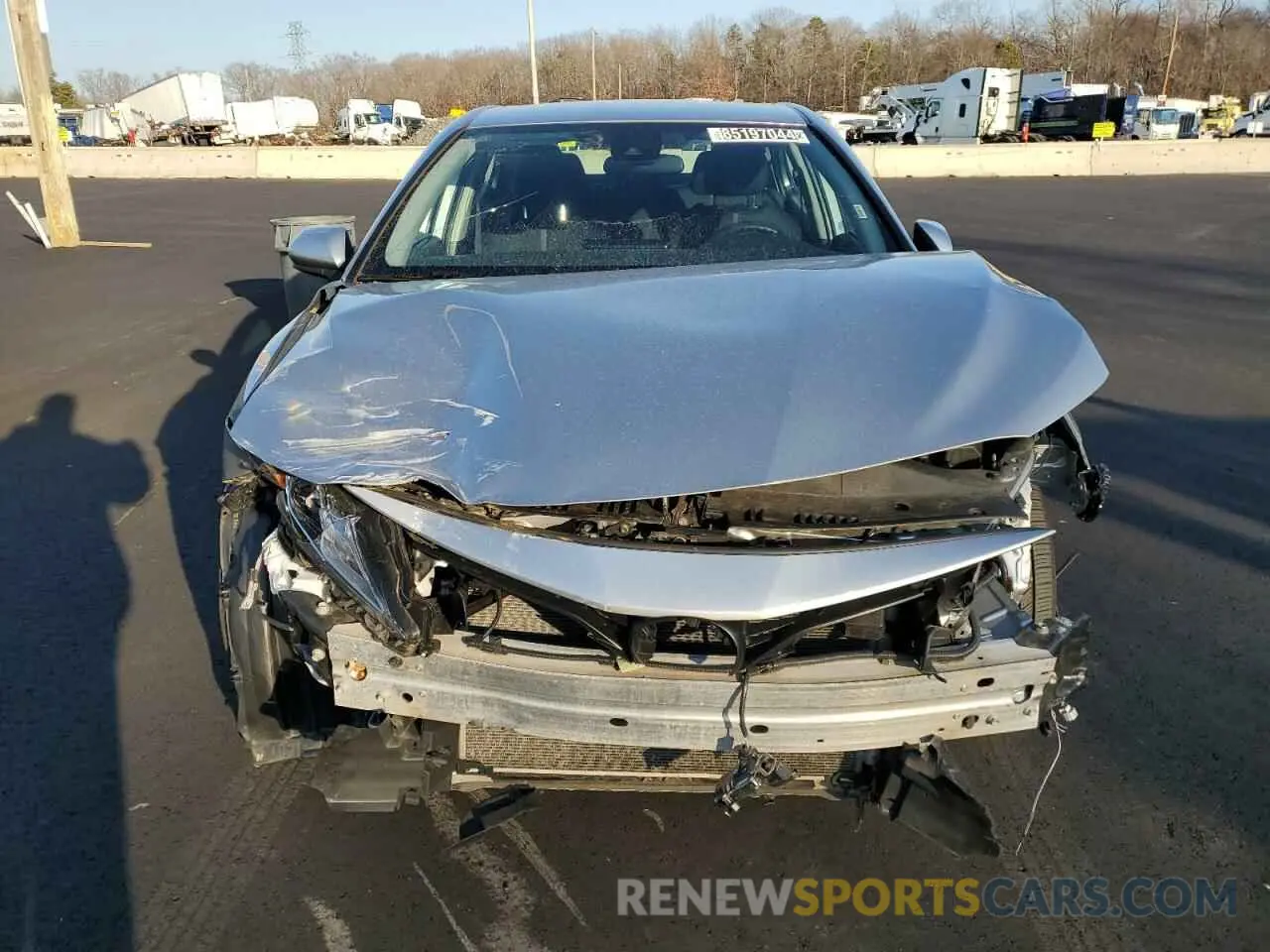 5 fotografías del automóvil dañado 4T1C11AK2MU574528 TOYOTA CAMRY 2021