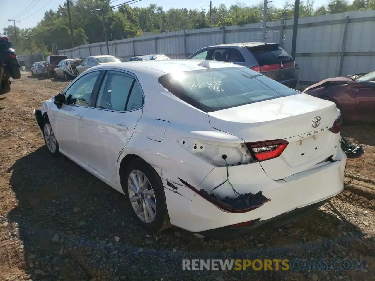 3 fotografías del automóvil dañado 4T1C11AK3MU456231 TOYOTA CAMRY 2021