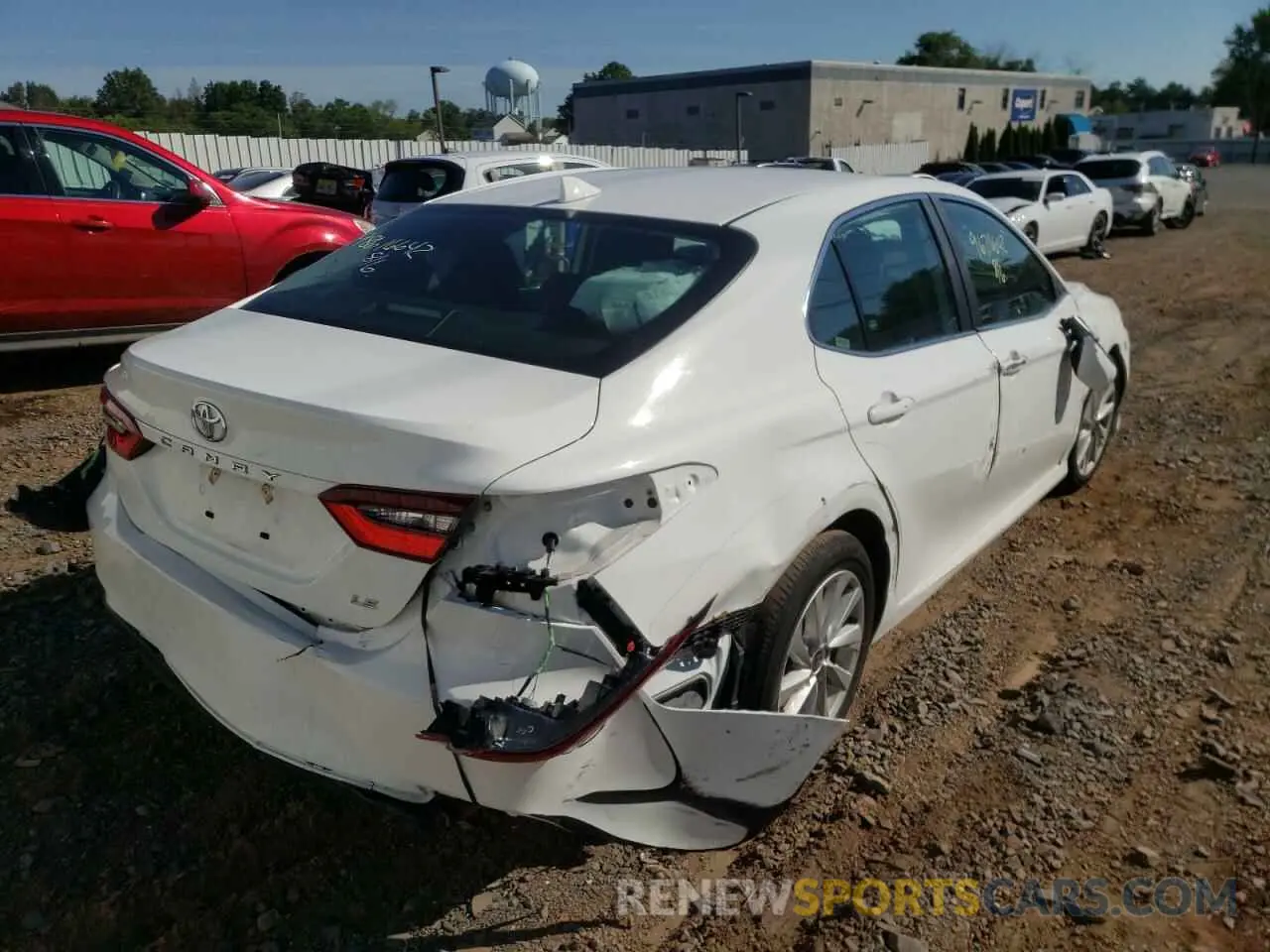 4 fotografías del automóvil dañado 4T1C11AK3MU456231 TOYOTA CAMRY 2021