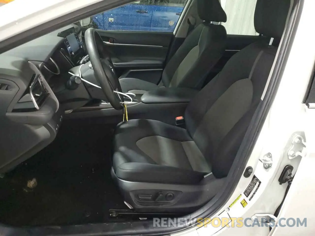 7 fotografías del automóvil dañado 4T1C11AK3MU467858 TOYOTA CAMRY 2021