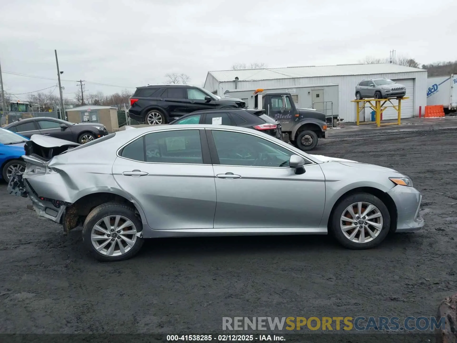 12 fotografías del automóvil dañado 4T1C11AK4MU422959 TOYOTA CAMRY 2021