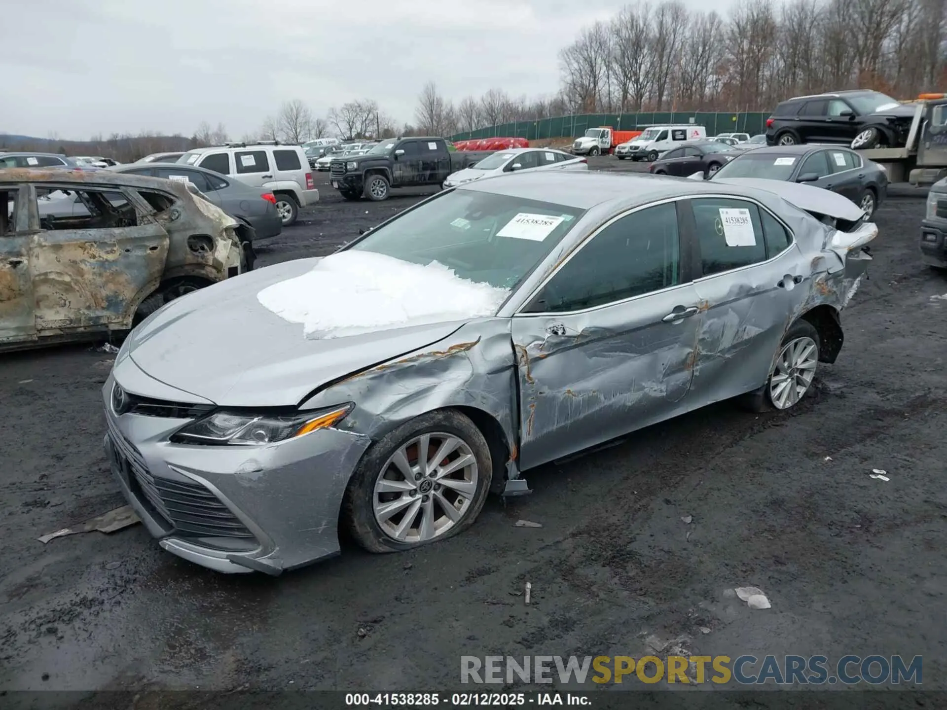 2 fotografías del automóvil dañado 4T1C11AK4MU422959 TOYOTA CAMRY 2021