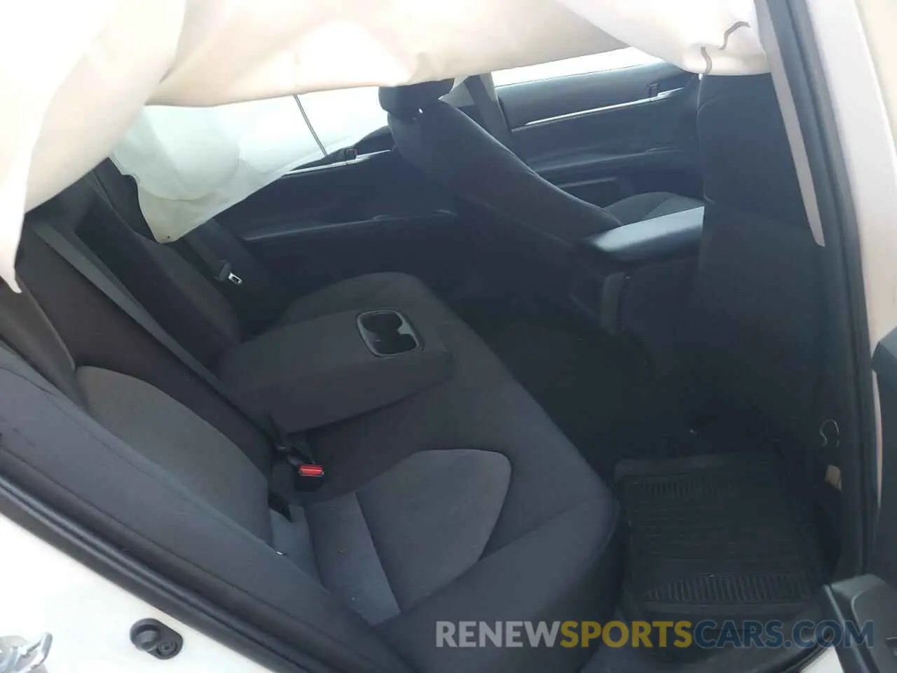 6 fotografías del automóvil dañado 4T1C11AK4MU445884 TOYOTA CAMRY 2021