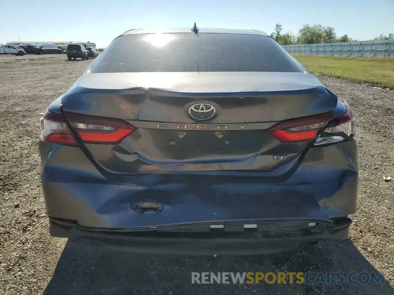 6 fotografías del automóvil dañado 4T1C11AK4MU456299 TOYOTA CAMRY 2021