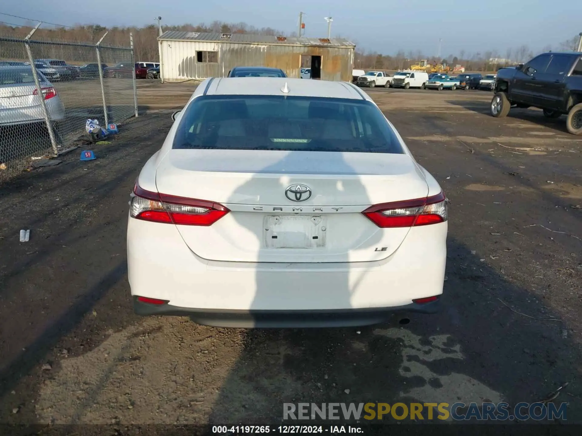 17 fotografías del automóvil dañado 4T1C11AK4MU462278 TOYOTA CAMRY 2021