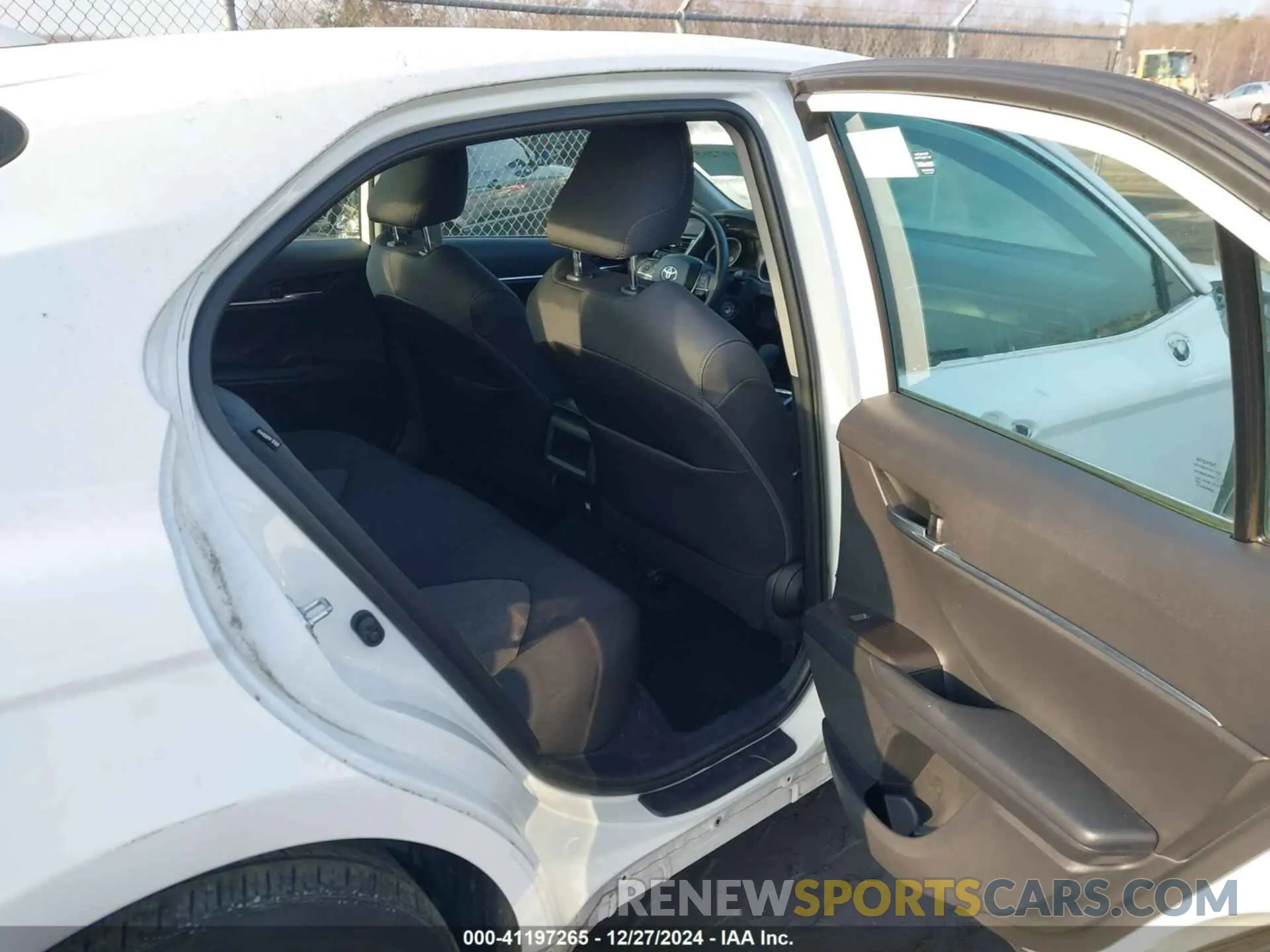 8 fotografías del automóvil dañado 4T1C11AK4MU462278 TOYOTA CAMRY 2021