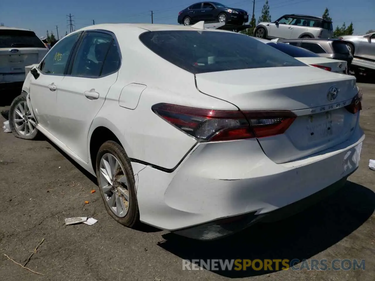 3 fotografías del automóvil dañado 4T1C11AK4MU468839 TOYOTA CAMRY 2021