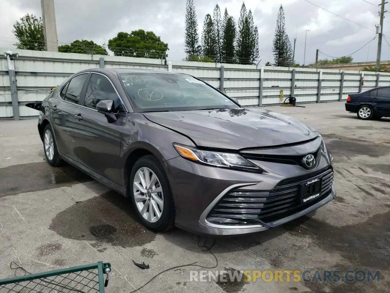 1 fotografías del automóvil dañado 4T1C11AK4MU472339 TOYOTA CAMRY 2021