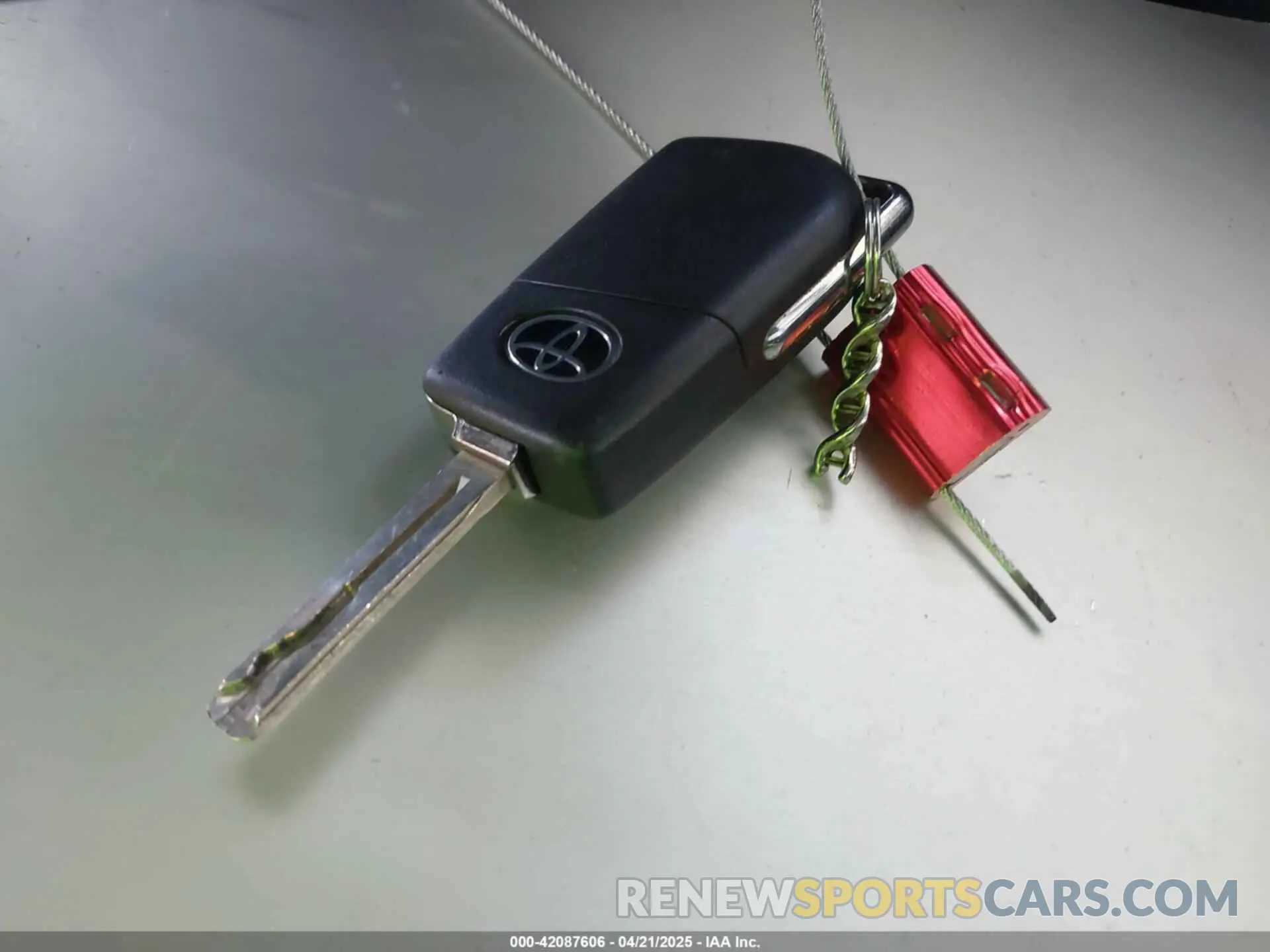 11 fotografías del automóvil dañado 4T1C11AK4MU532605 TOYOTA CAMRY 2021
