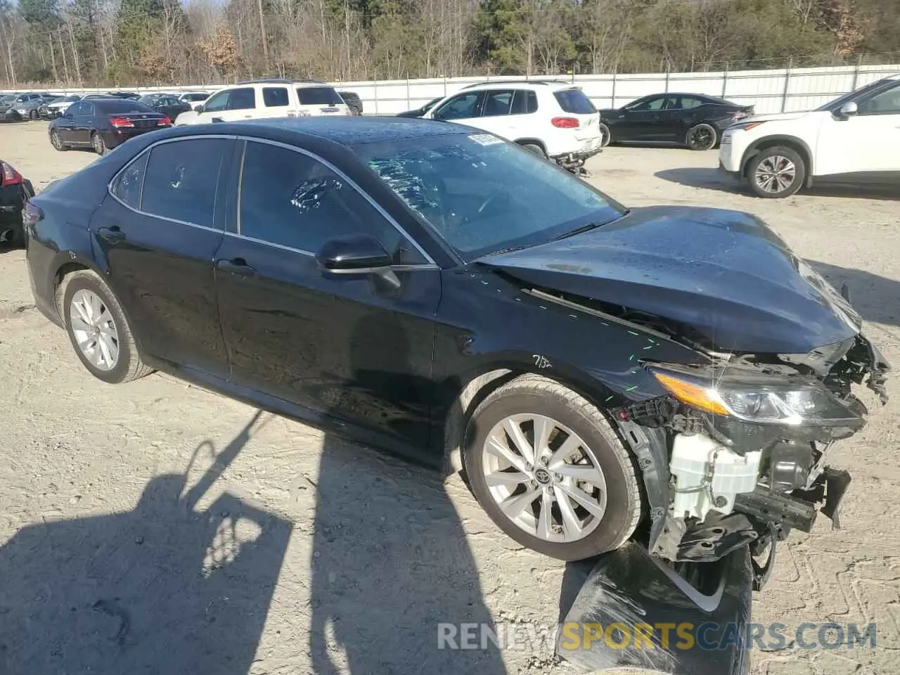 4 fotografías del automóvil dañado 4T1C11AK4MU540848 TOYOTA CAMRY 2021