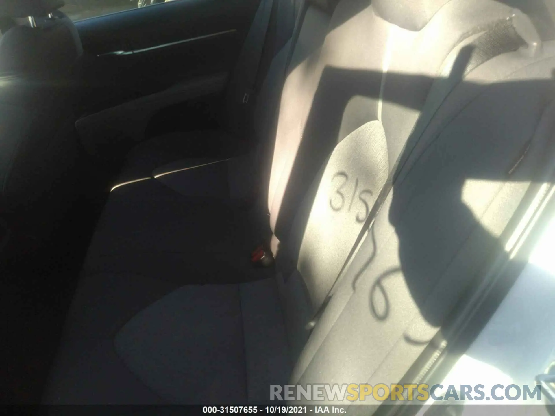 8 fotografías del automóvil dañado 4T1C11AK4MU572537 TOYOTA CAMRY 2021