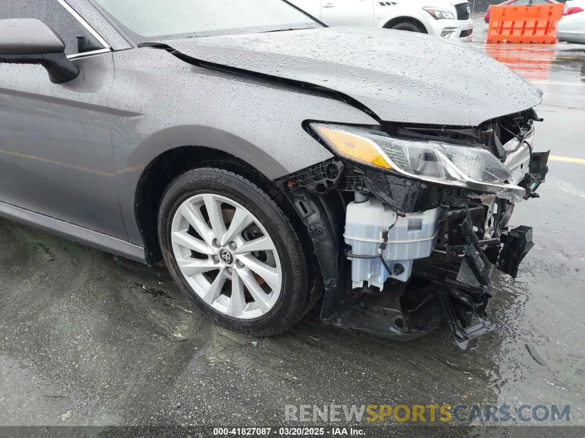 19 fotografías del automóvil dañado 4T1C11AK4MU577897 TOYOTA CAMRY 2021