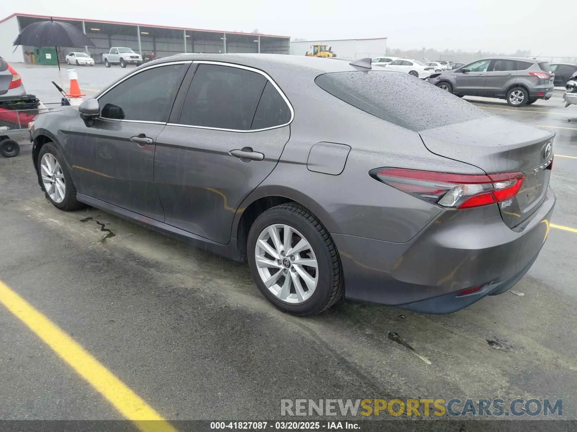 3 fotografías del automóvil dañado 4T1C11AK4MU577897 TOYOTA CAMRY 2021