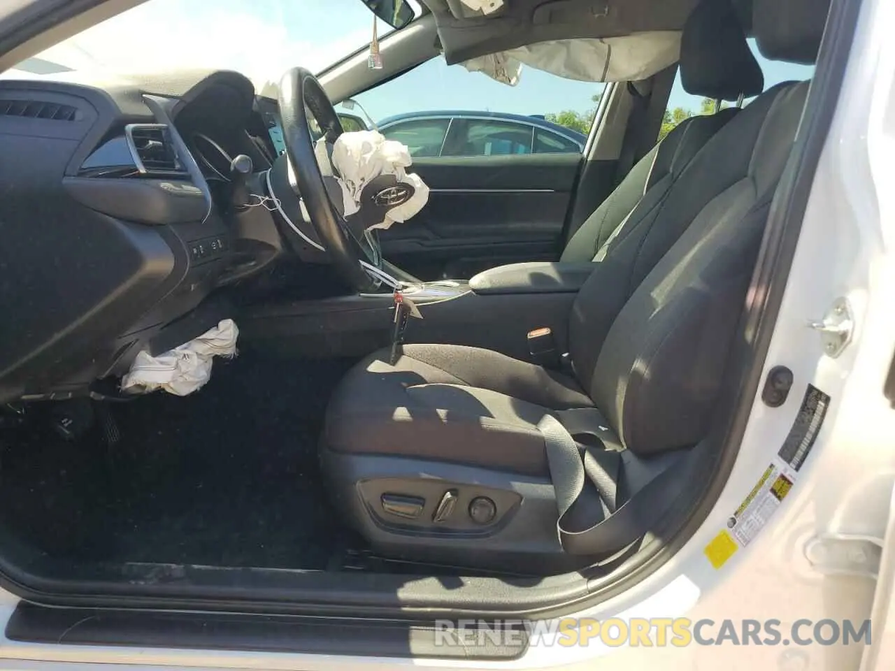 7 fotografías del automóvil dañado 4T1C11AK4MU581755 TOYOTA CAMRY 2021