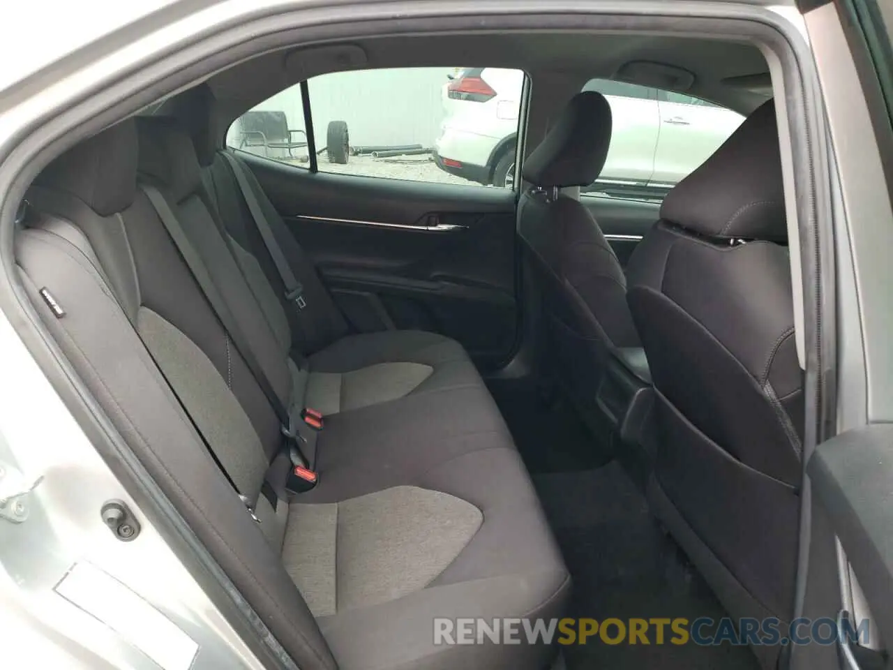 10 fotografías del automóvil dañado 4T1C11AK4MU593193 TOYOTA CAMRY 2021