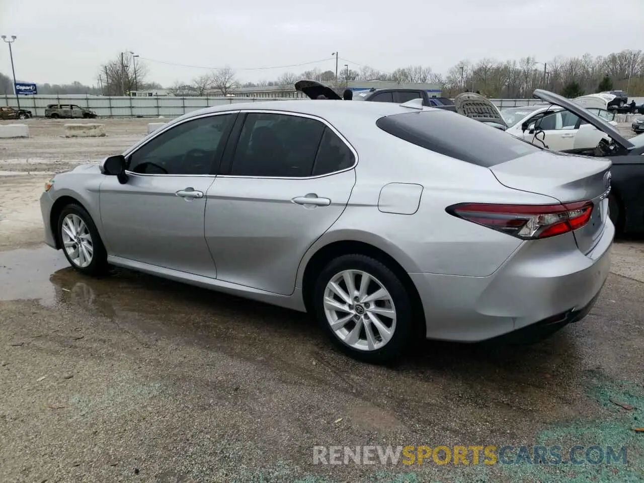 2 fotografías del automóvil dañado 4T1C11AK4MU593193 TOYOTA CAMRY 2021
