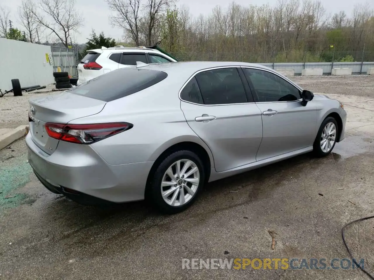 3 fotografías del automóvil dañado 4T1C11AK4MU593193 TOYOTA CAMRY 2021