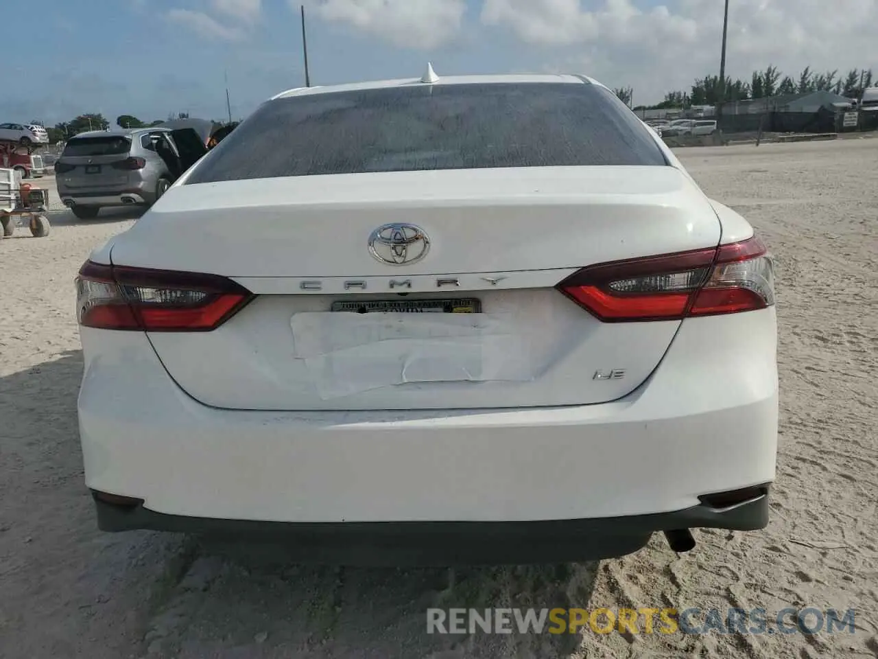 6 fotografías del automóvil dañado 4T1C11AK4MU598300 TOYOTA CAMRY 2021