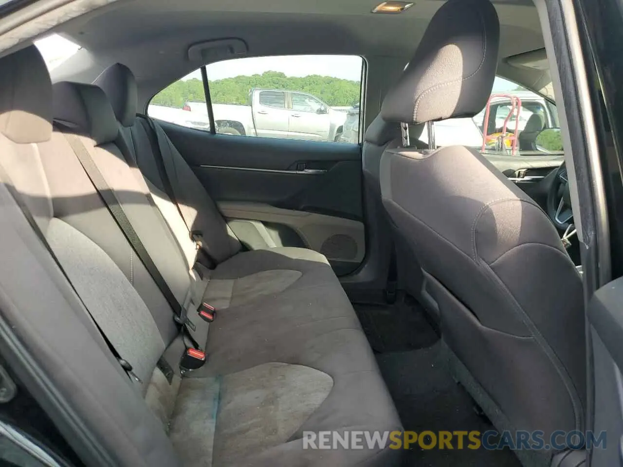 10 fotografías del automóvil dañado 4T1C11AK5MU529583 TOYOTA CAMRY 2021