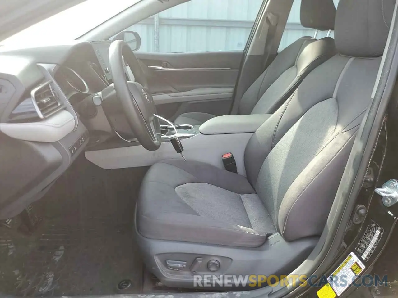 7 fotografías del automóvil dañado 4T1C11AK5MU529583 TOYOTA CAMRY 2021