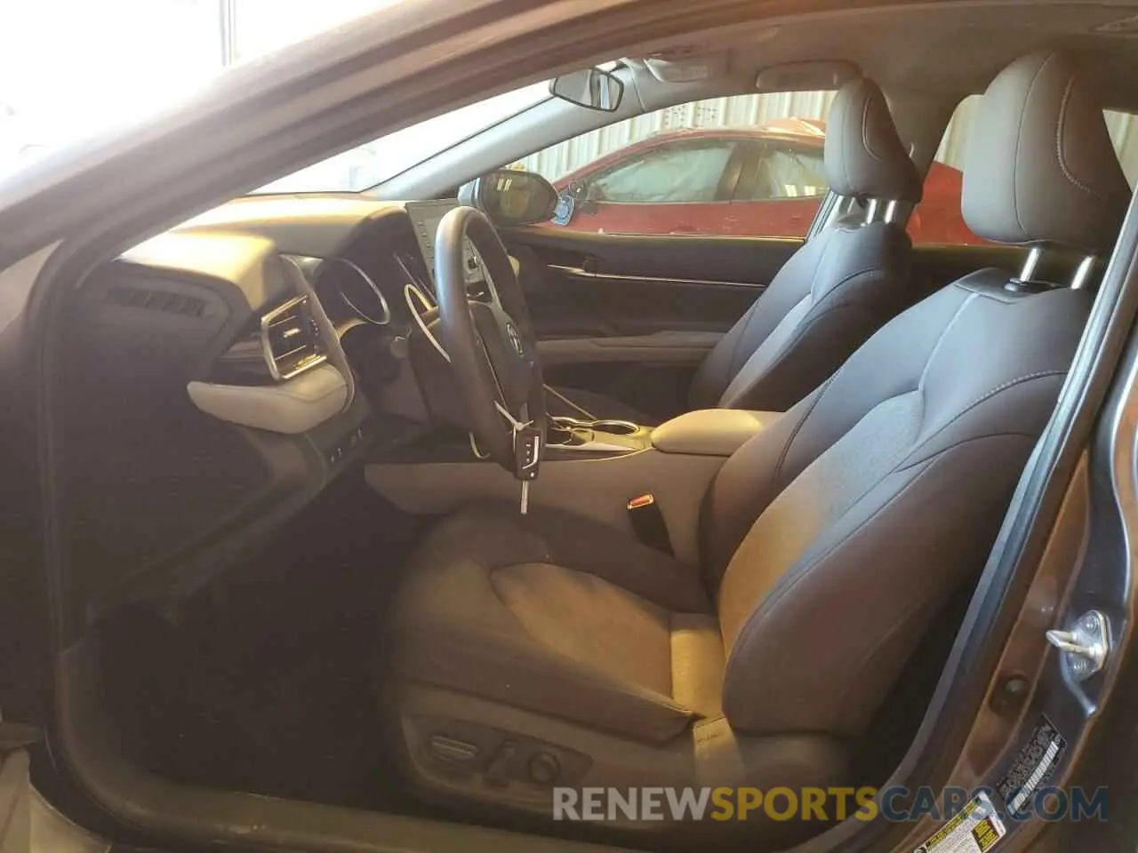 7 fotografías del automóvil dañado 4T1C11AK5MU541717 TOYOTA CAMRY 2021