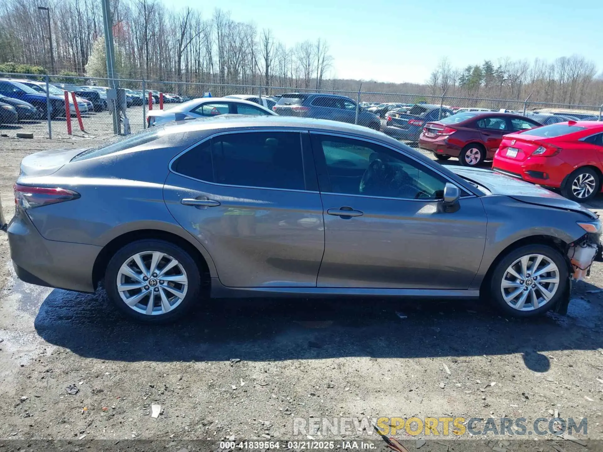 14 fotografías del automóvil dañado 4T1C11AK5MU563426 TOYOTA CAMRY 2021