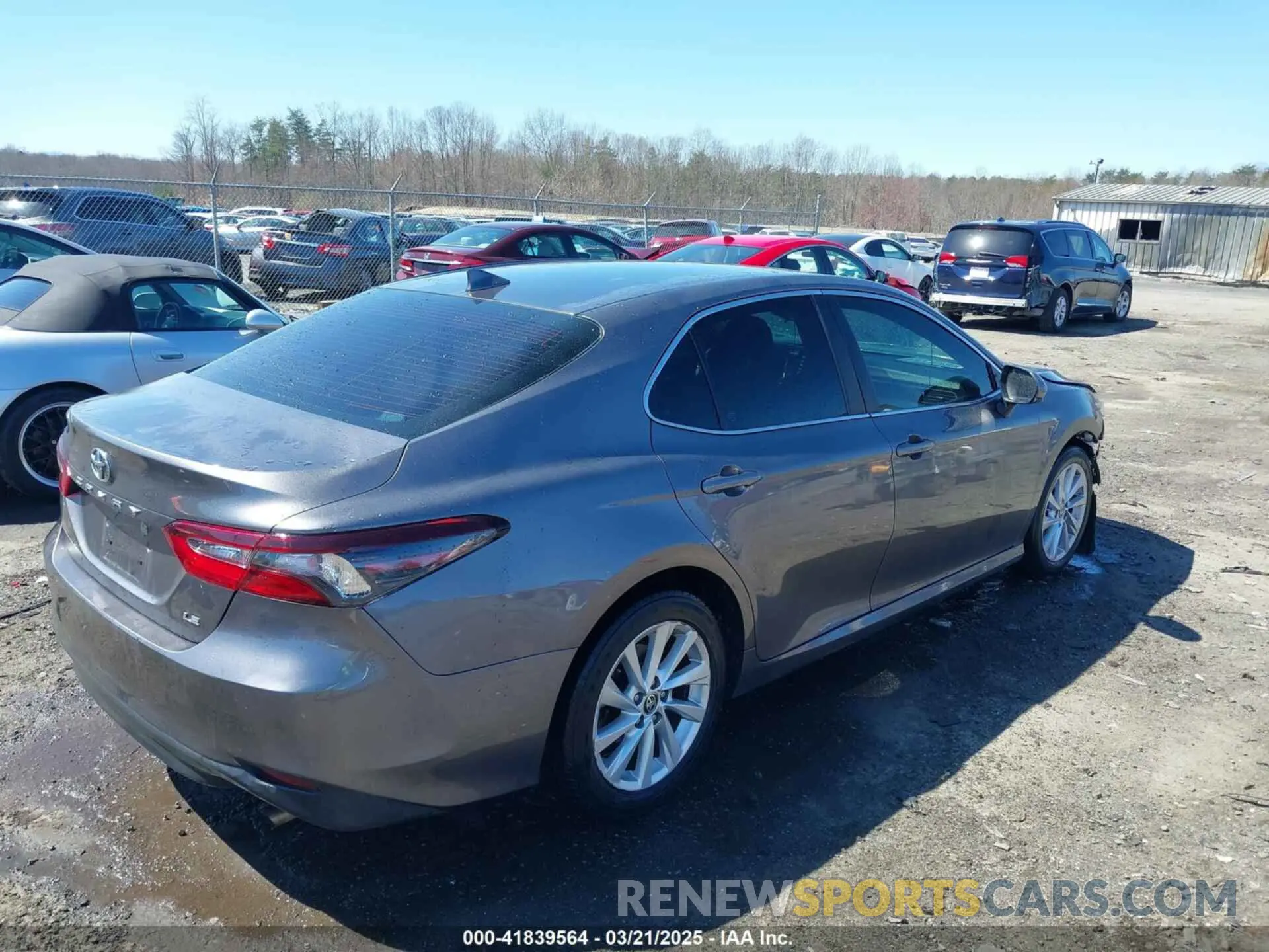 4 fotografías del automóvil dañado 4T1C11AK5MU563426 TOYOTA CAMRY 2021