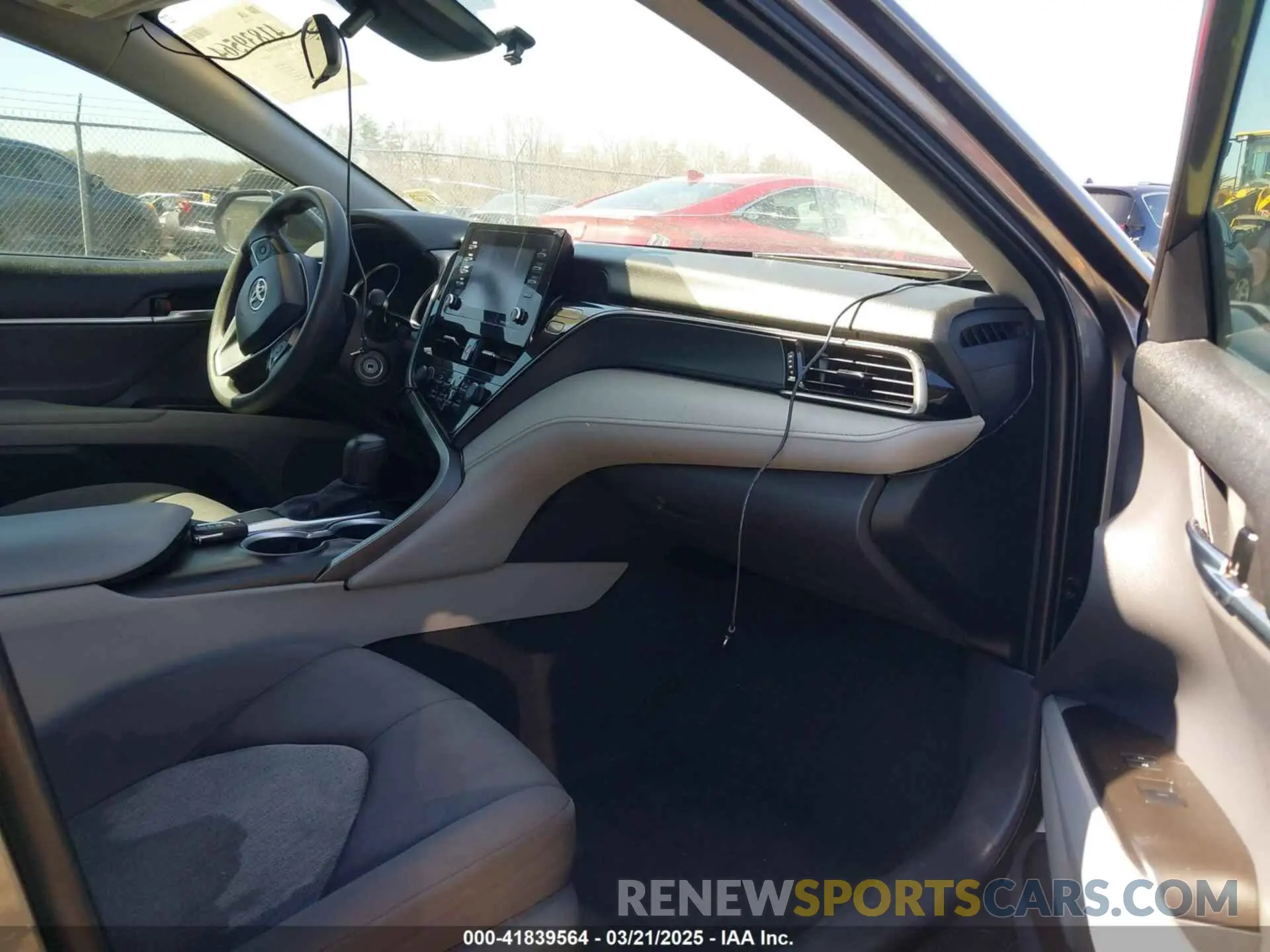 5 fotografías del automóvil dañado 4T1C11AK5MU563426 TOYOTA CAMRY 2021