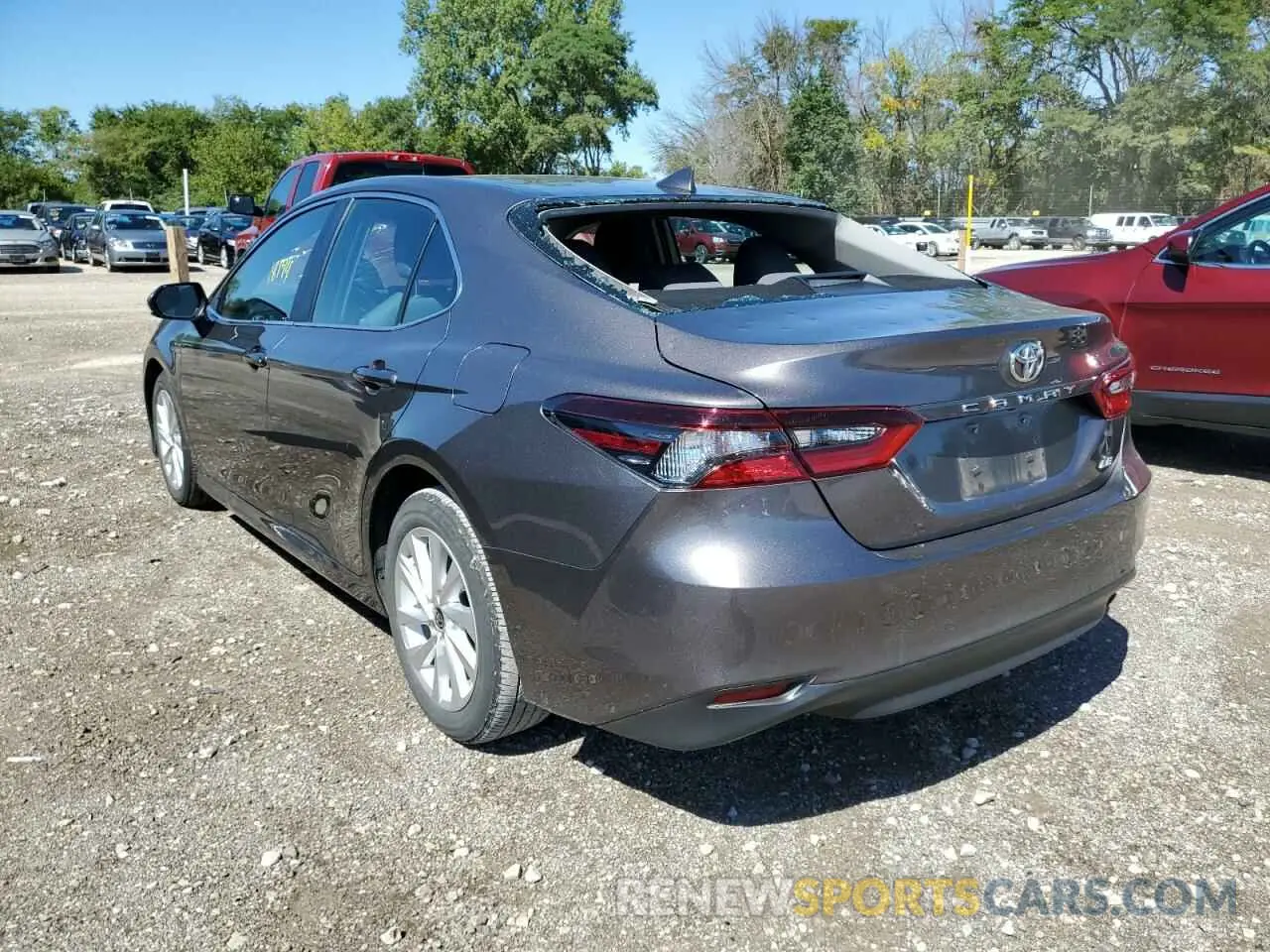 3 fotografías del automóvil dañado 4T1C11AK5MU593221 TOYOTA CAMRY 2021