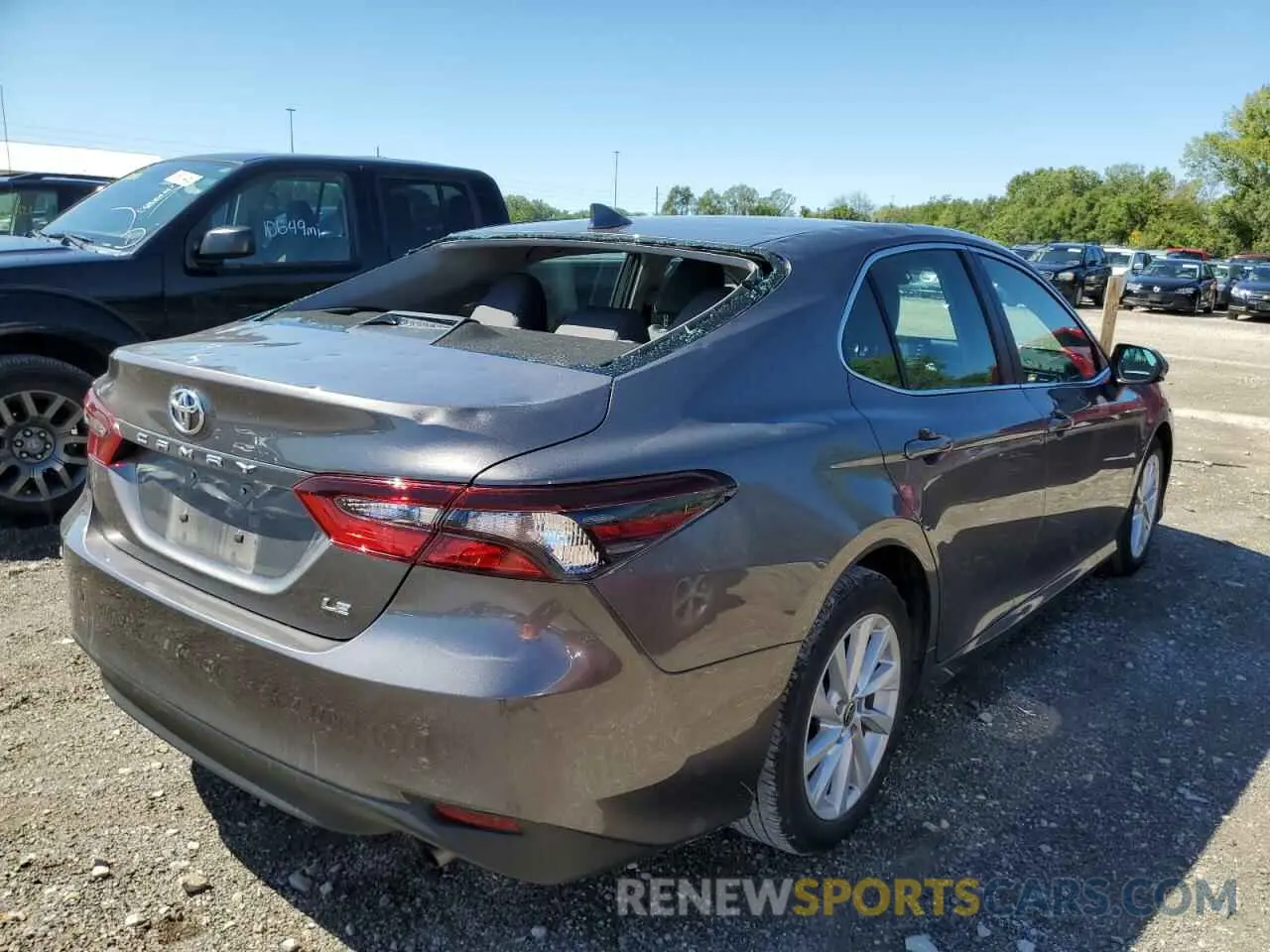 4 fotografías del automóvil dañado 4T1C11AK5MU593221 TOYOTA CAMRY 2021