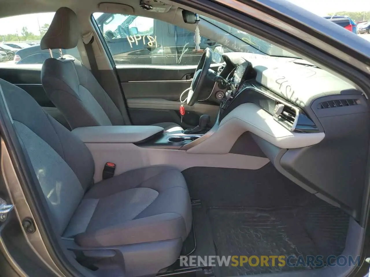 5 fotografías del automóvil dañado 4T1C11AK5MU593221 TOYOTA CAMRY 2021