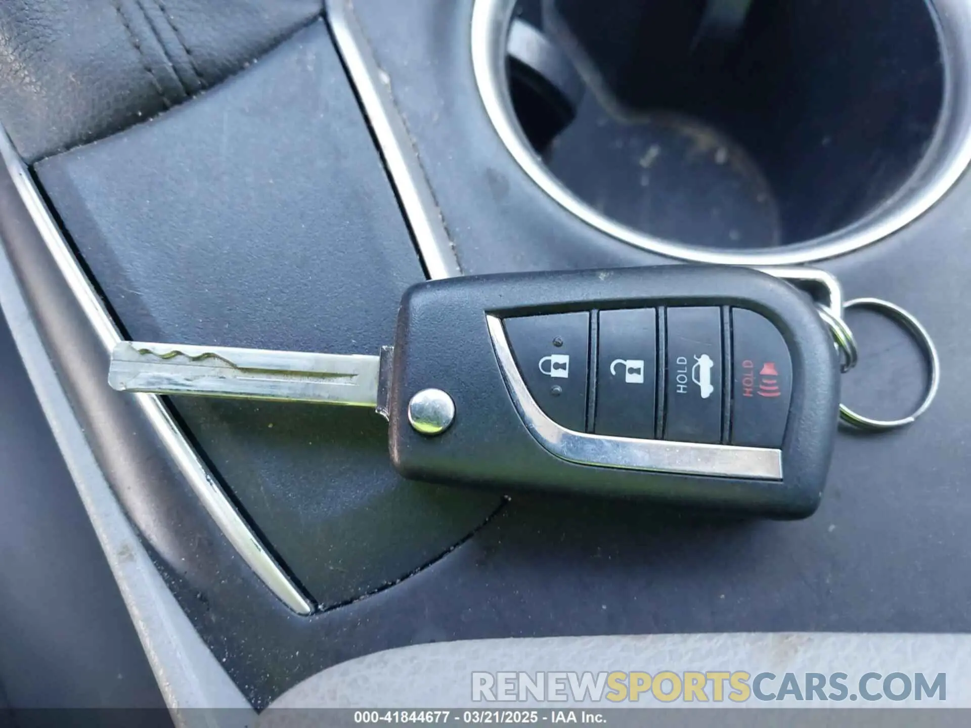 11 fotografías del automóvil dañado 4T1C11AK6MU420159 TOYOTA CAMRY 2021