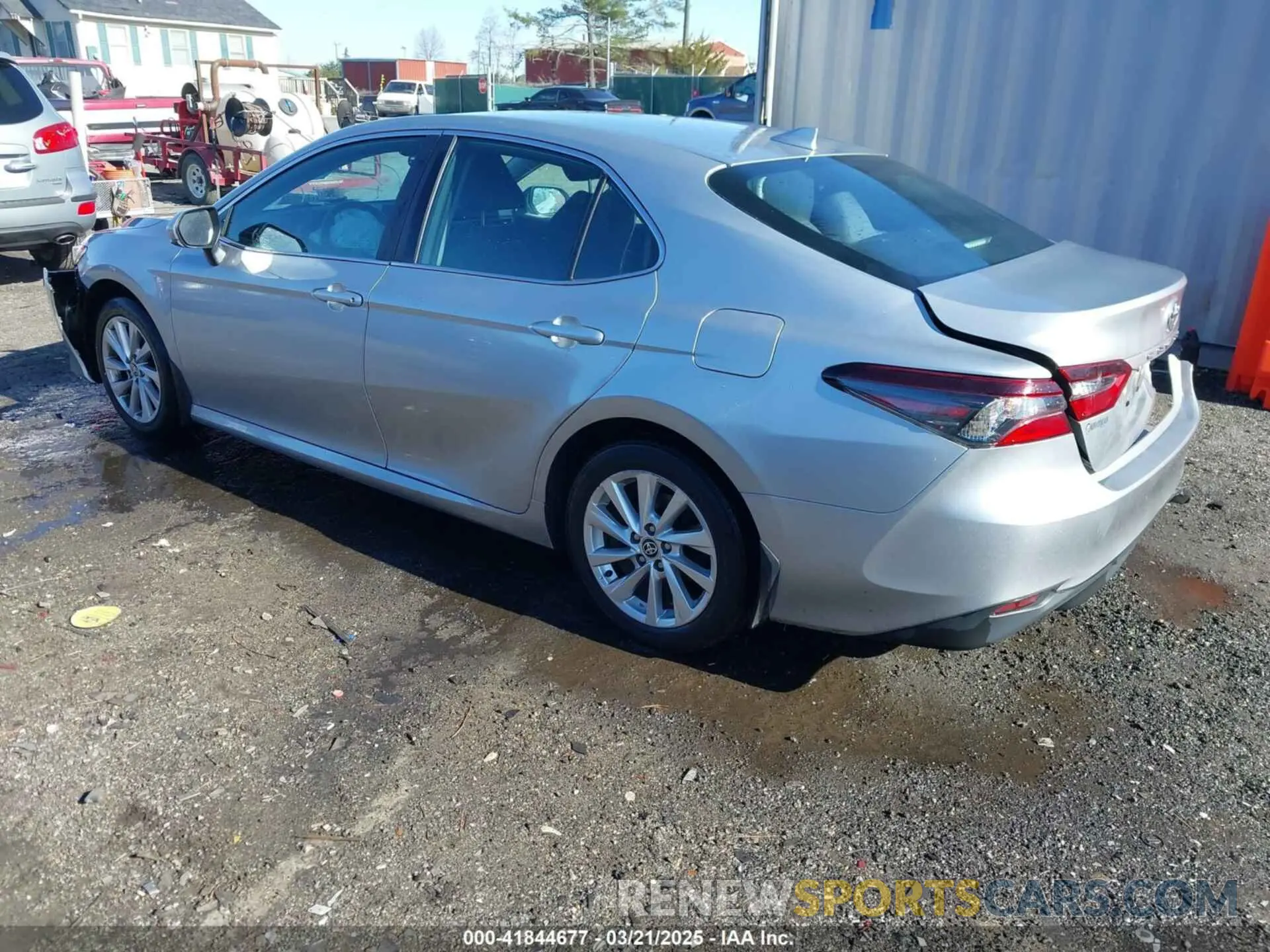 3 fotografías del automóvil dañado 4T1C11AK6MU420159 TOYOTA CAMRY 2021