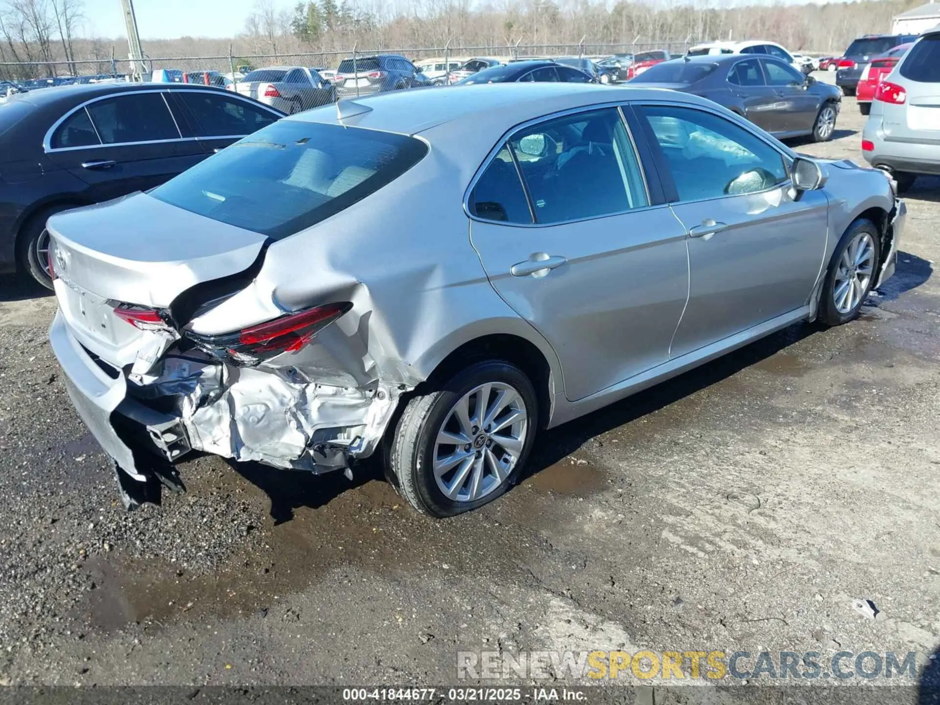 4 fotografías del automóvil dañado 4T1C11AK6MU420159 TOYOTA CAMRY 2021