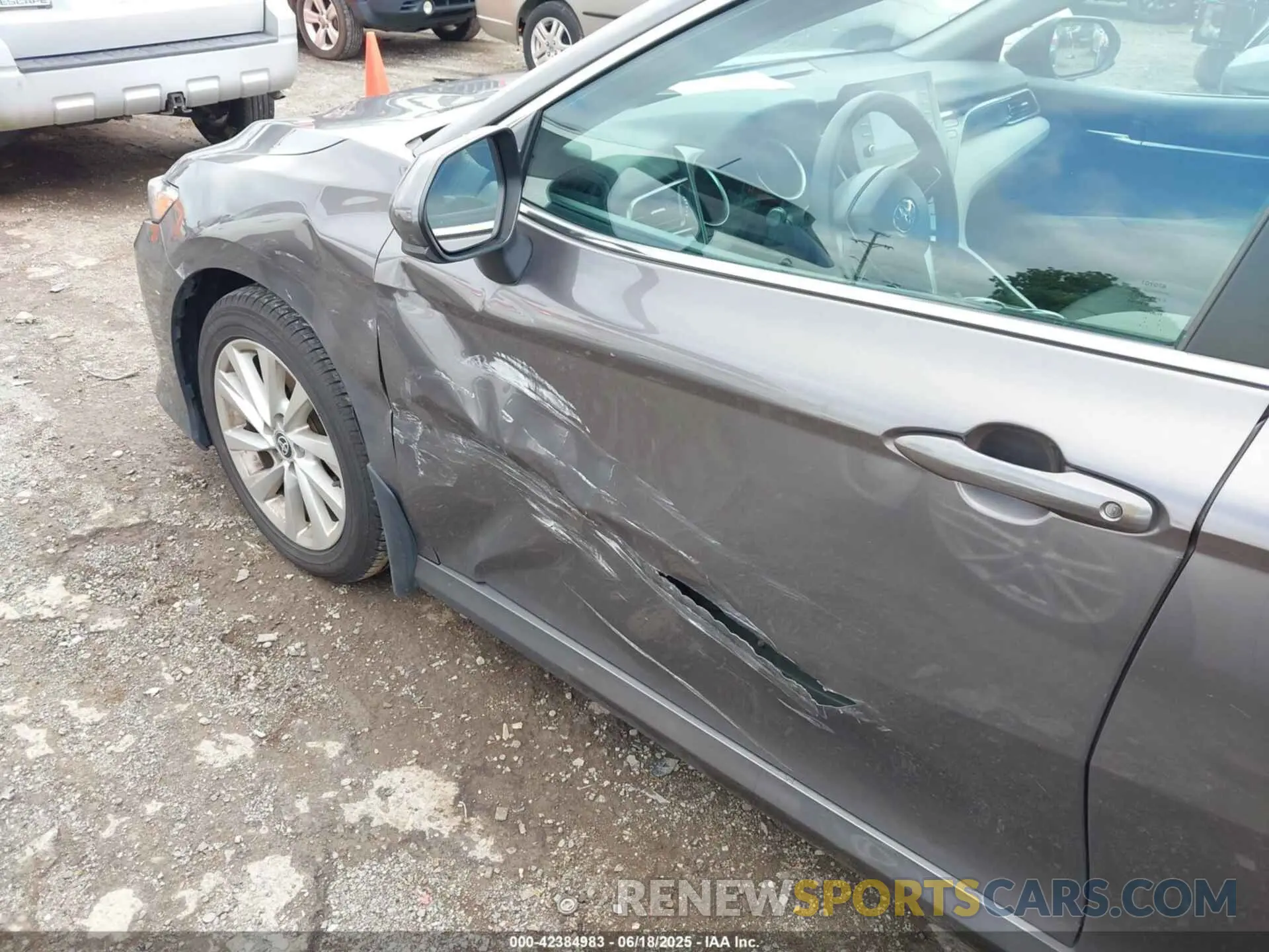 6 fotografías del automóvil dañado 4T1C11AK6MU420419 TOYOTA CAMRY 2021
