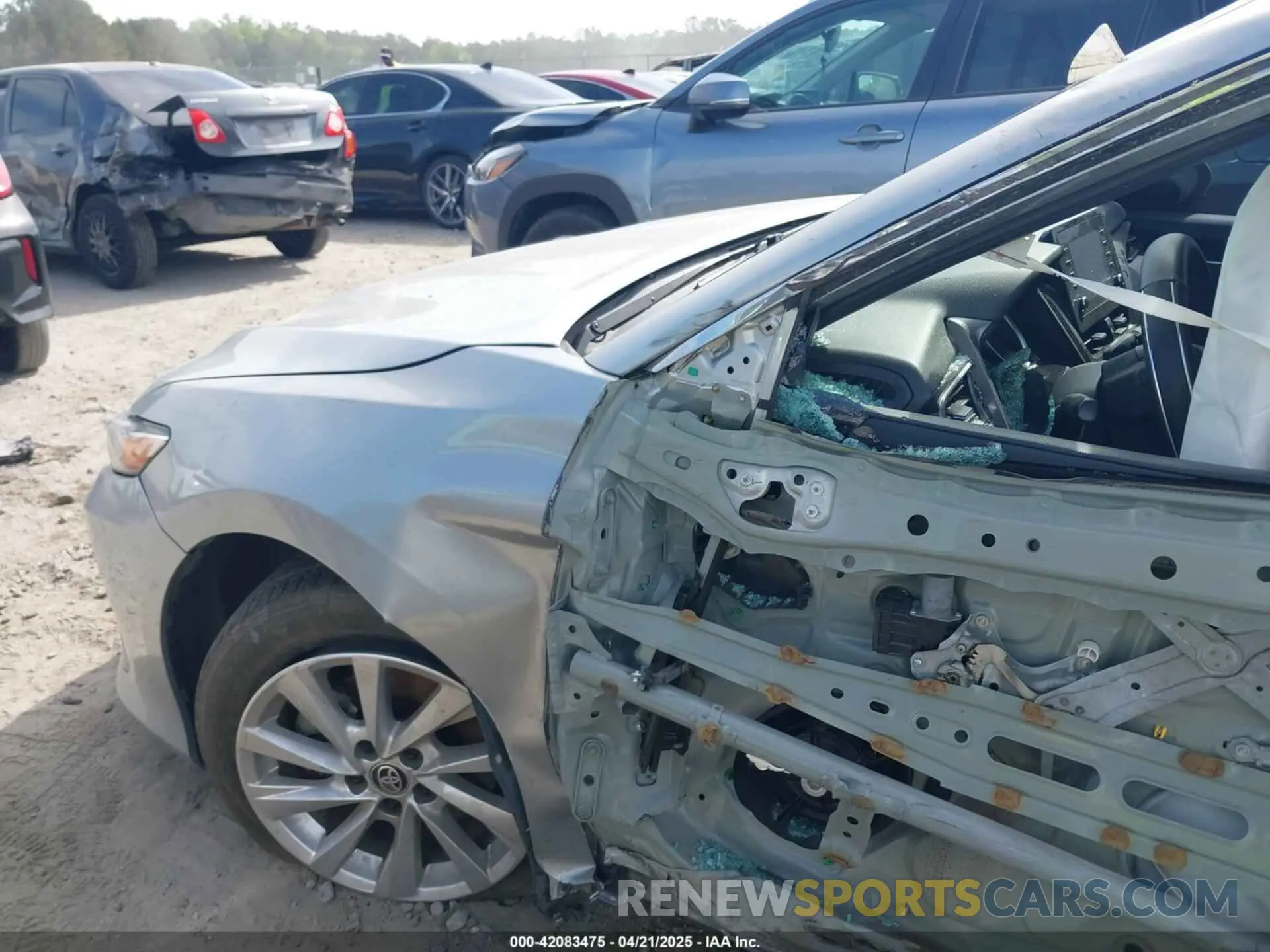 6 fotografías del automóvil dañado 4T1C11AK6MU443408 TOYOTA CAMRY 2021