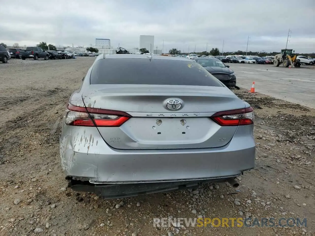 6 fotografías del automóvil dañado 4T1C11AK6MU453811 TOYOTA CAMRY 2021