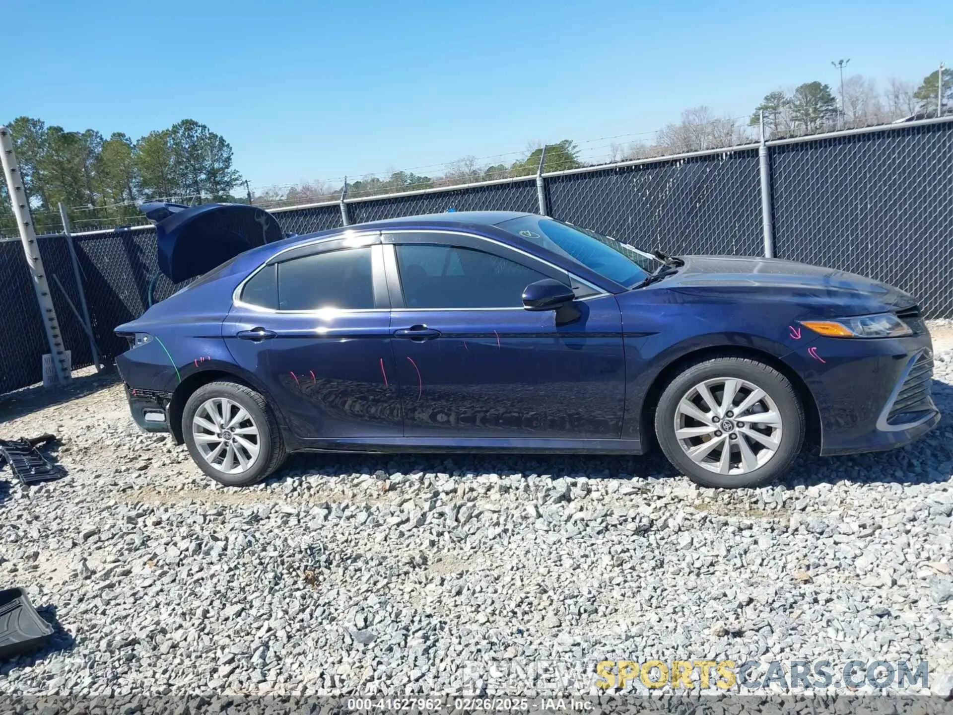 14 fotografías del automóvil dañado 4T1C11AK6MU458586 TOYOTA CAMRY 2021