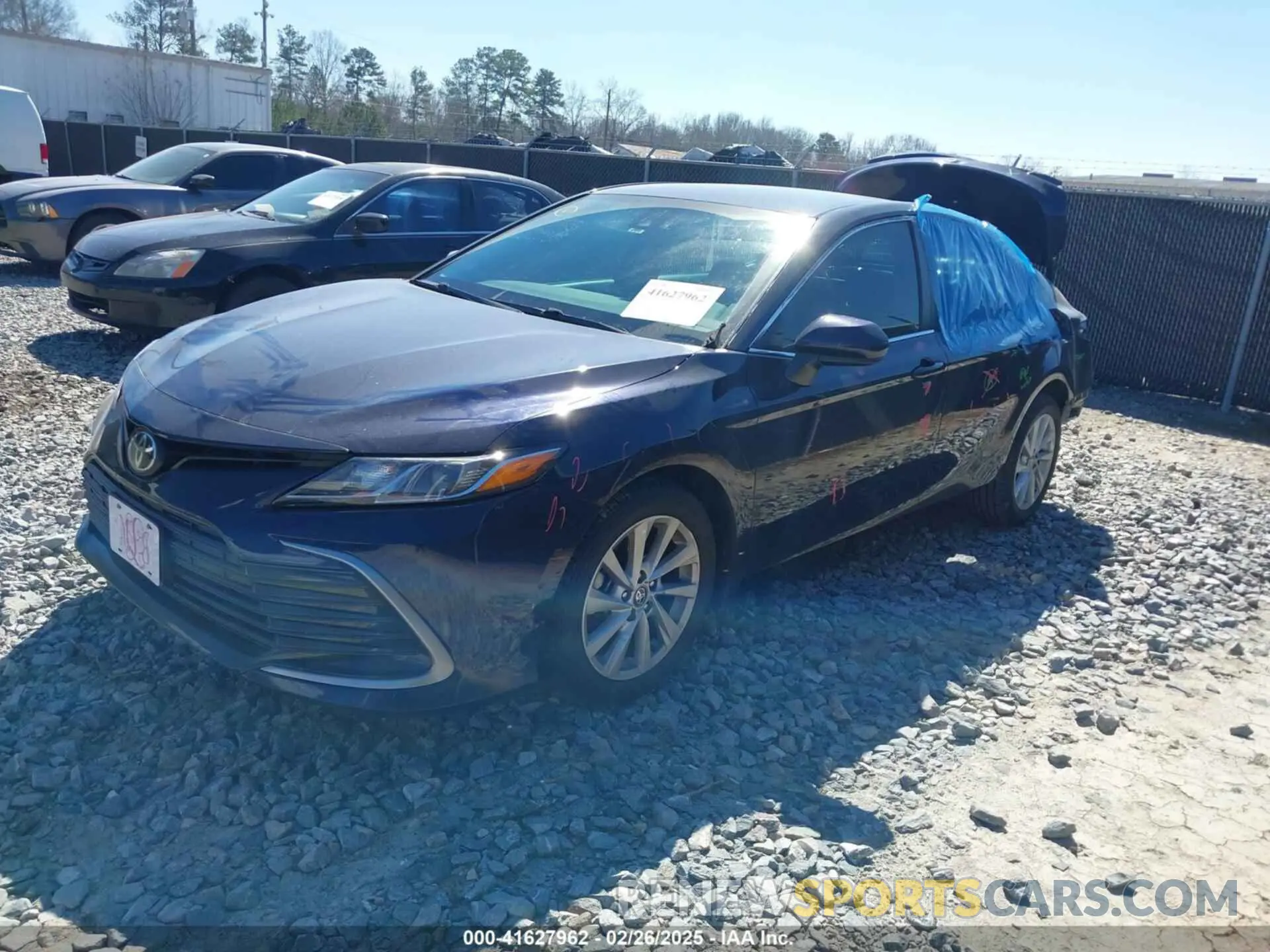 2 fotografías del automóvil dañado 4T1C11AK6MU458586 TOYOTA CAMRY 2021