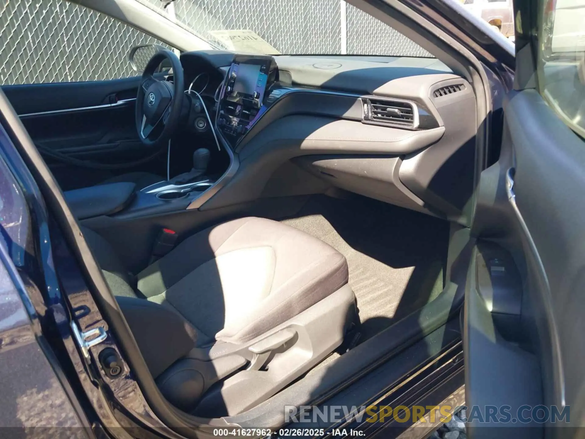 5 fotografías del automóvil dañado 4T1C11AK6MU458586 TOYOTA CAMRY 2021