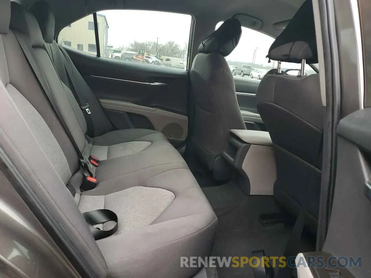 10 fotografías del automóvil dañado 4T1C11AK6MU476702 TOYOTA CAMRY 2021