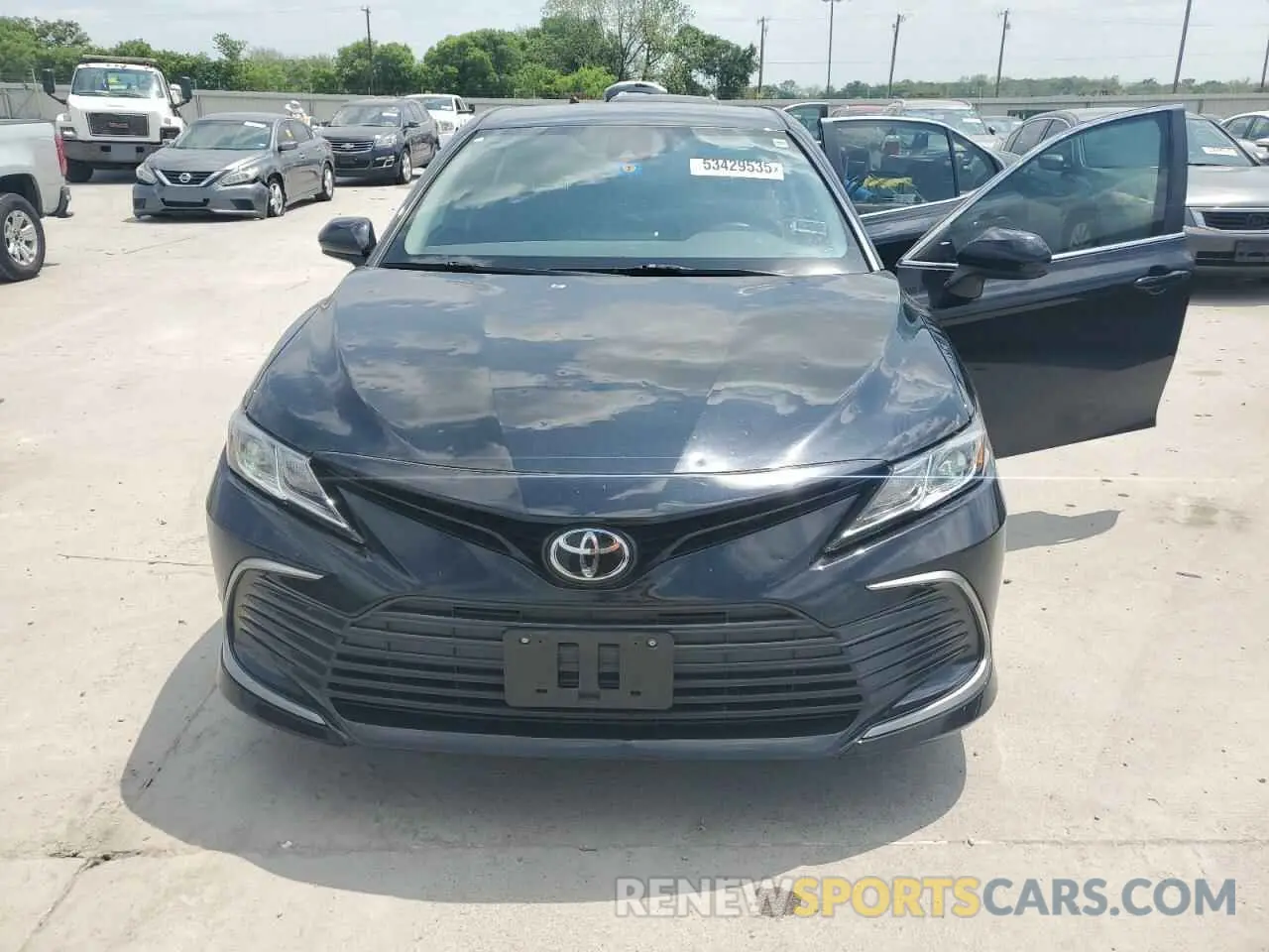 5 fotografías del automóvil dañado 4T1C11AK6MU540429 TOYOTA CAMRY 2021