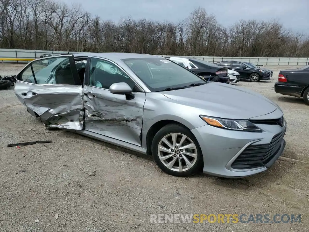 4 fotografías del automóvil dañado 4T1C11AK6MU562687 TOYOTA CAMRY 2021