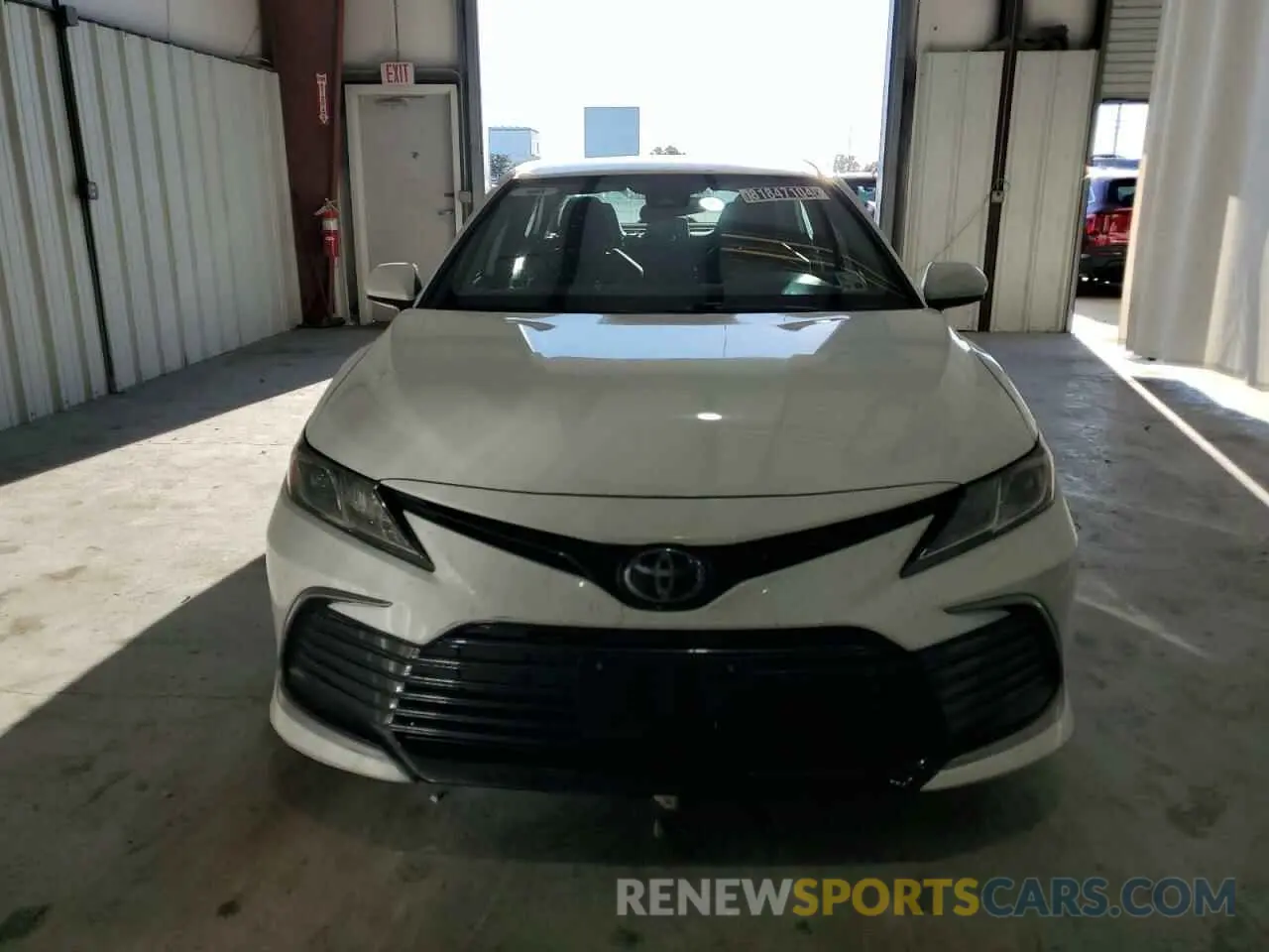 5 fotografías del automóvil dañado 4T1C11AK7MU465109 TOYOTA CAMRY 2021
