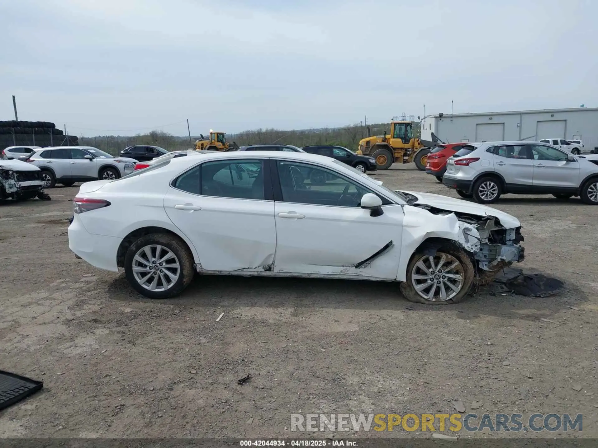 14 fotografías del automóvil dañado 4T1C11AK7MU515359 TOYOTA CAMRY 2021