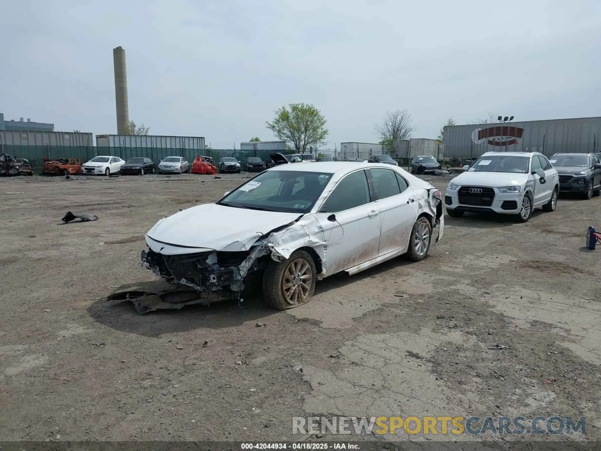 2 fotografías del automóvil dañado 4T1C11AK7MU515359 TOYOTA CAMRY 2021