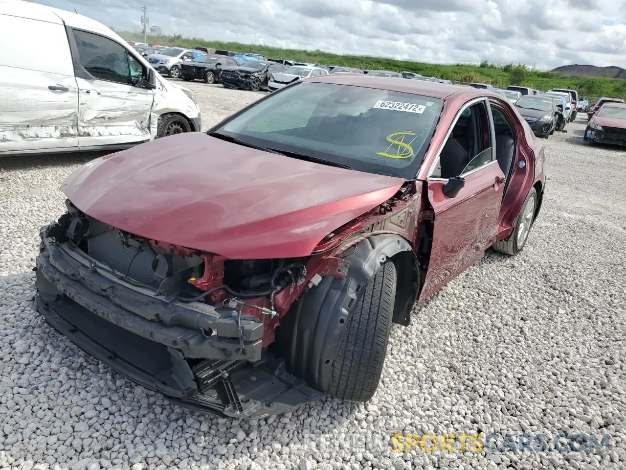 2 fotografías del automóvil dañado 4T1C11AK7MU546109 TOYOTA CAMRY 2021